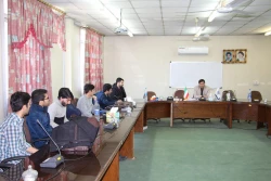 جلسه نماینده نظارت و ارزیابی کیفیت دانشگاه فرهنگیان آقای دکتر نوری  با دانشجومعلمان مرکز