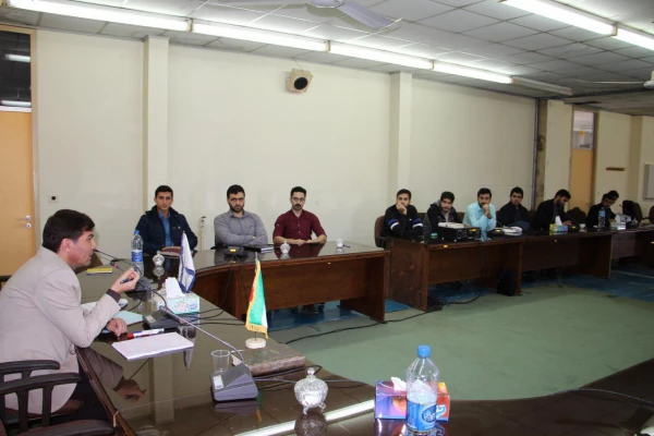 جلسه نماینده نظارت و ارزیابی کیفیت دانشگاه فرهنگیان آقای دکتر  نوری  با دانشجومعلمان مرکز