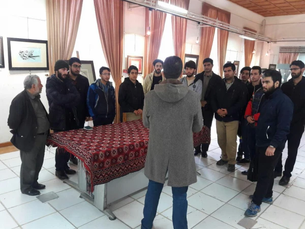بازدید دانشجومعلمان مرکزاز نمایشگاه خوشنویسی سوگواره یاس بابل
