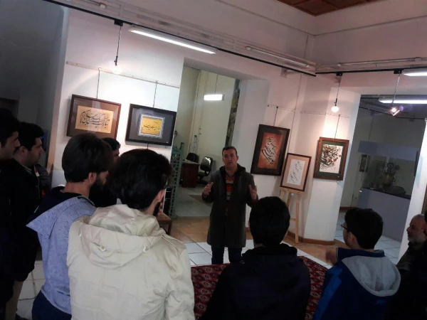 بازدید دانشجومعلمان مرکزاز نمایشگاه خوشنویسی سوگواره یاس بابل