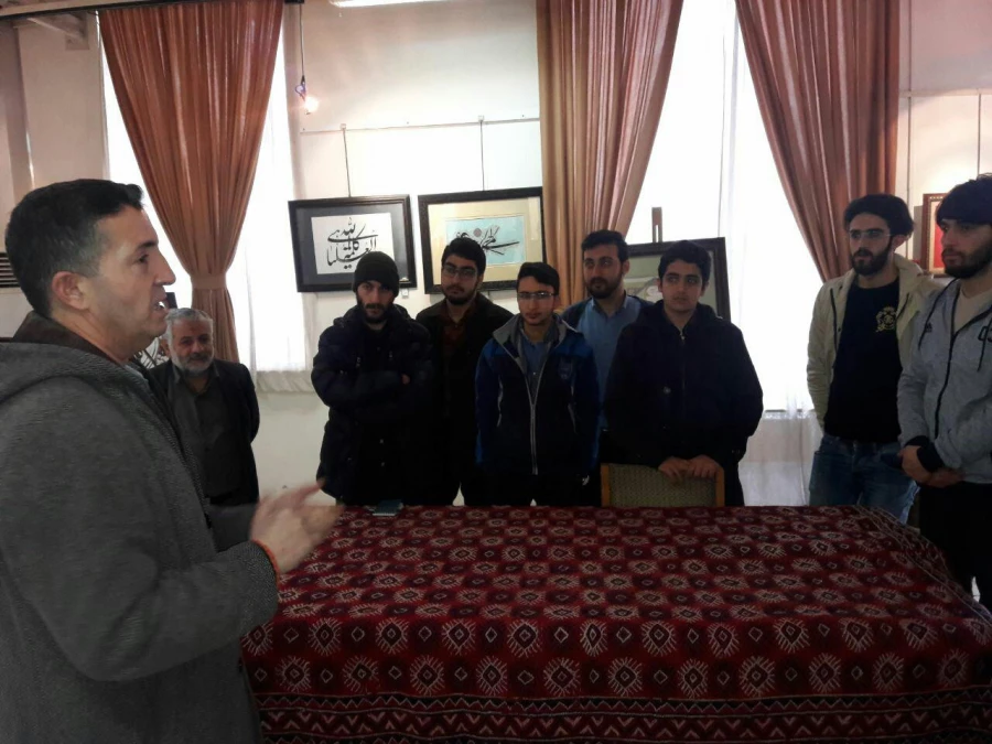 بازدید دانشجومعلمان مرکزاز نمایشگاه خوشنویسی سوگواره یاس بابل