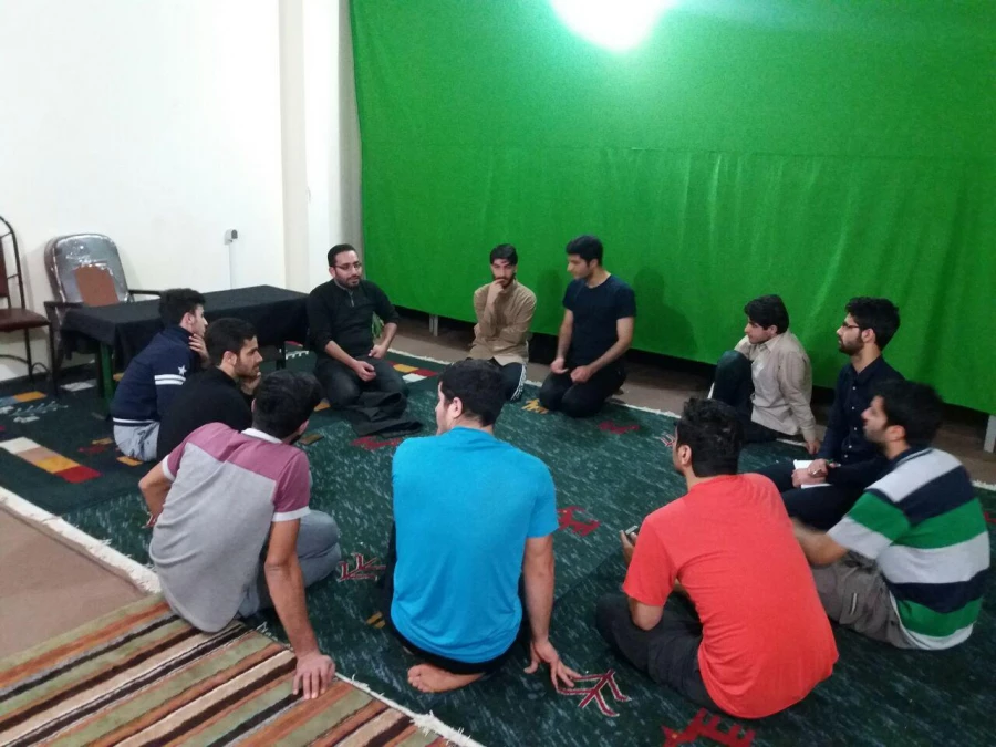 سلسله جلسه آشنایی با سلامت و طب با حضور استاد غلامی متخصص طب اسلامی