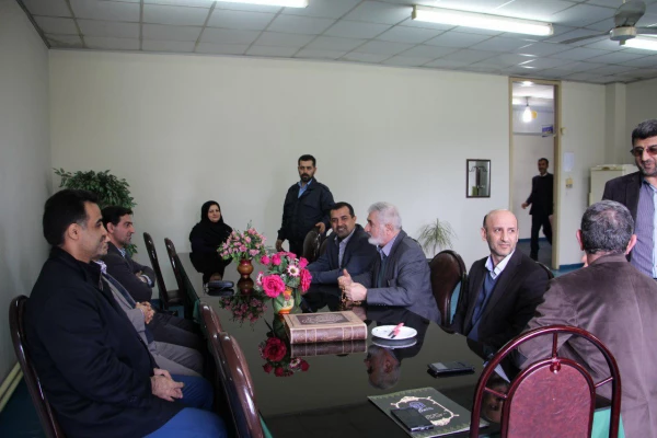 جلسه تقدیر و تشکر از استادان و همکاران مرکز