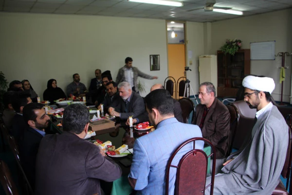 جلسه تقدیر و تشکر از استادان و همکاران مرکز