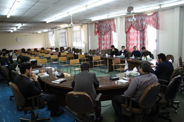 جلسه مسئولین با دبیران کانون و انجمن ها