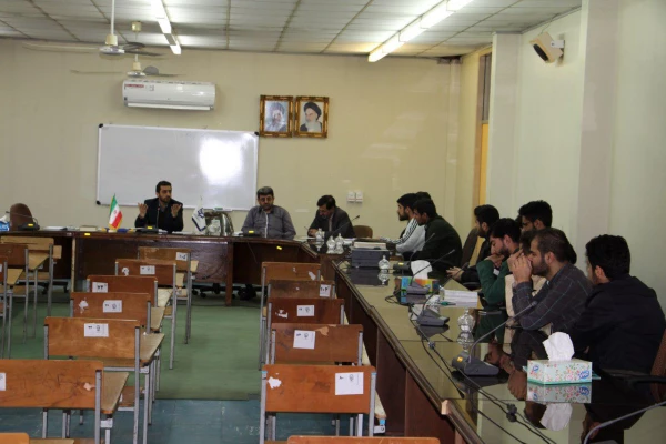 جلسه مسئولین با دبیران کانون و انجمن ها