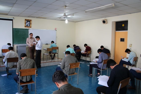 بازدید آقای دکتر کساییان مدیریت محترم امور پردیس های دانشگاه فرهنگیان استان مازندران از برگزاری امتحانات در مرکز