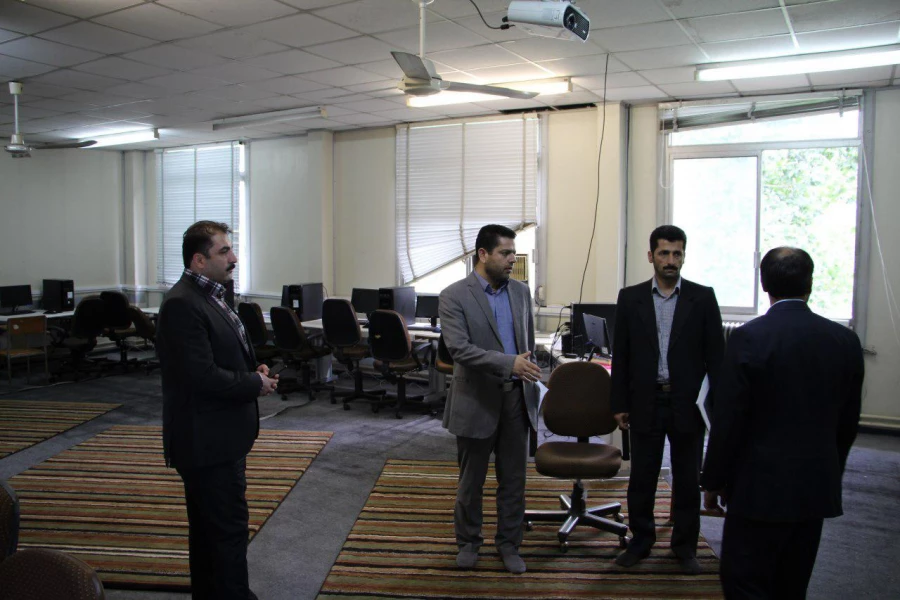 بازدید مهندس رضایی سرپرست مرکز هوشمند سازی دانشگاه فرهنگیان از مرکز شهید رجایی بابل