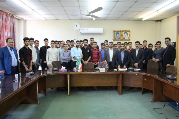 برگزاری جلسات  توجیهی برای دانشجو معلمان جدید الورود