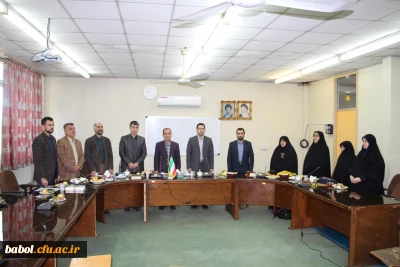 باحضور دکتر دوستدار معاون فرهنگی آموزشی و پژوهشی به میزبانی مرکز بابل برگزار گردید:
نشست کارشناس مسئولان و کارشناسان فرهنگی پردیس ها و مراکز استان