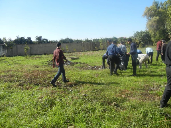 طرح جهادی نظافت در محیط دانشگاه