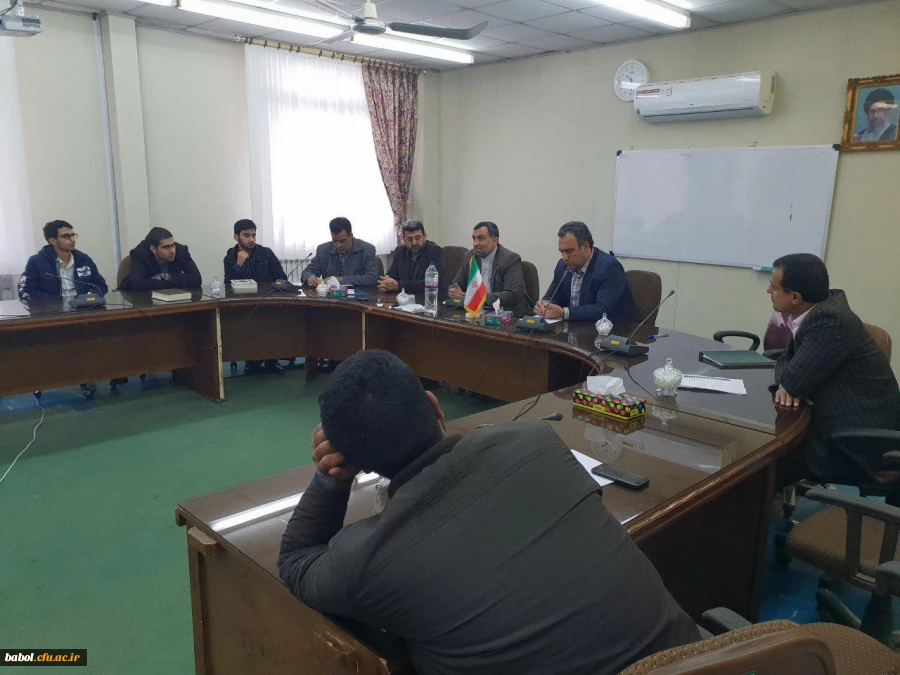 دانشجو معلمان گرامی بازوهای توانمند دانشگاه به منظور پیشبرد اهداف نظام مقدس جمهوری اسلامی ایران  هستند.