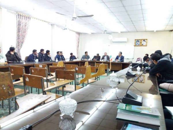 دانشجو معلمان گرامی بازوهای توانمند دانشگاه به منظور پیشبرد اهداف نظام مقدس جمهوری اسلامی ایران  هستند.