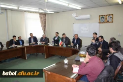 نشست نقد مسئولین دانشگاه