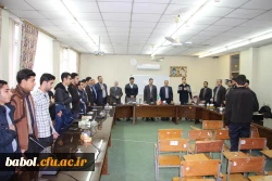 نشست نقد مسئولین دانشگاه