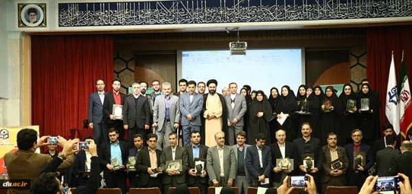 تقدیر از برگزیدگان هفته پژوهش و سومین جشنواره پویش دانشجویی