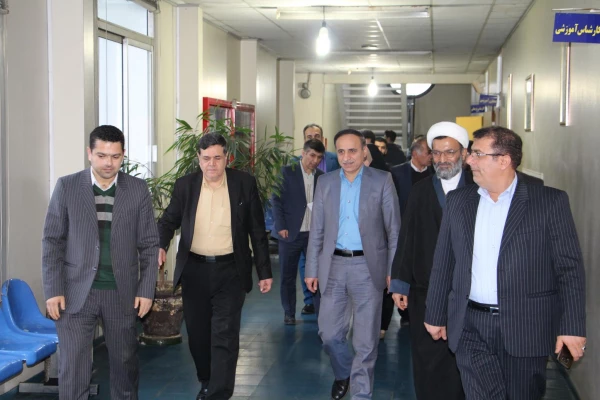 بازدید رئیس دانشگاه فرهنگیان جناب آقای دکتر خنیفر از مرکز بابل