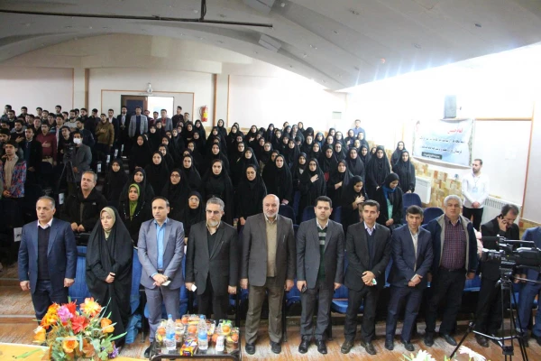 همایش استانی تربیت معلم تحول آفرین در سایه مدیریت جهادی و مشارکت همگانی