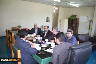 جلسه کمیته آموزش و پژوهش مرکز با حضور مدیران گروه :
بررسی آسیب ها و چالش های حوزه پژوهش و ارائه پیشنهادات