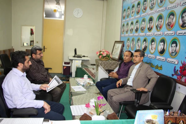 جلسه تخصصی مسئولان مرکز با نماینده شورای صنفی دانشجویی پیرامون در برنامه غذایی در ماه مبارک