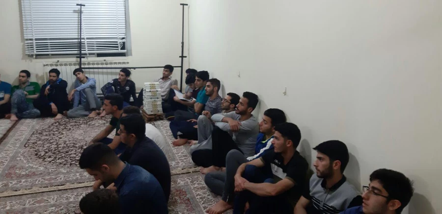 کانون هلال احمر مرکز آموزش عالی شهید رجایی بابل برگزار نمود:
(( دوره آموزش کمک های اولیه  )) 4