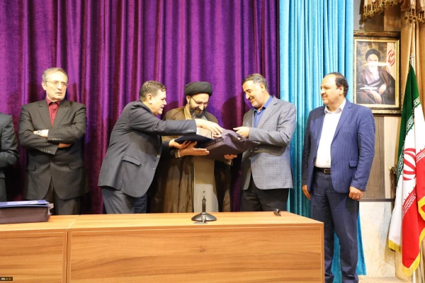 نشست صمیمی هم اندیشی و تبادل نظر پیرامون تربیت معلم با حضور هیات رئیسه، شورای مدیران و روسای پیشین دانشگاه فرهنگیان برگزار شد 3