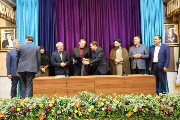 نشست صمیمی هم اندیشی و تبادل نظر پیرامون تربیت معلم با حضور هیات رئیسه، شورای مدیران و روسای پیشین دانشگاه فرهنگیان برگزار شد 4