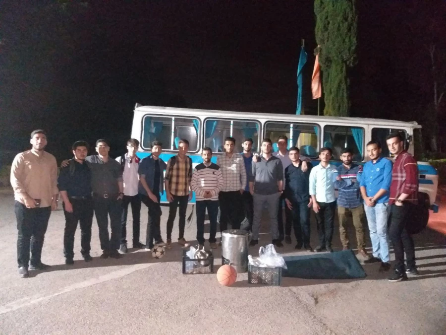 در راستای رسیدگی و پیگیری امور دانشجویان و نشاط افزایی در ماه مبارک رمضان  صورت پذیرفت:
برگزاری اردوی علمی تفریحی دانشجویان رشته ریاضی مرکز  شهید رجایی بابل 2