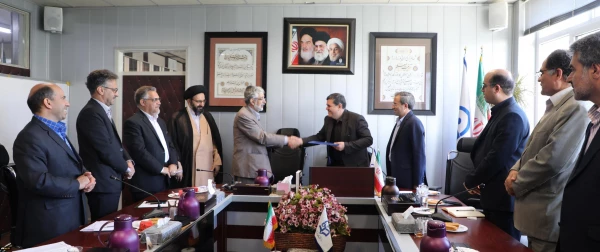 با حضور دکتر حداد عادل در دانشگاه فرهنگیان انجام شد:
امضای تفاهم نامه همکاری دانشگاه فرهنگیان با فرهنگستان زبان و ادب فارسی 2