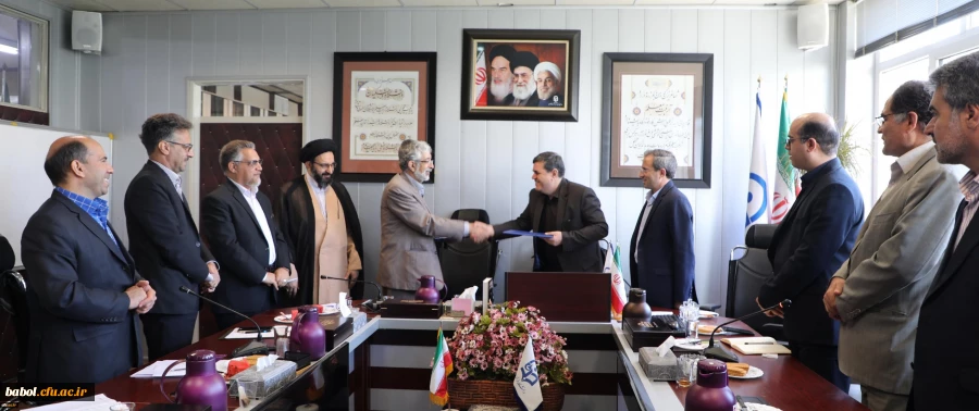 با حضور دکتر حداد عادل در دانشگاه فرهنگیان انجام شد:
امضای تفاهم نامه همکاری دانشگاه فرهنگیان با فرهنگستان زبان و ادب فارسی 2