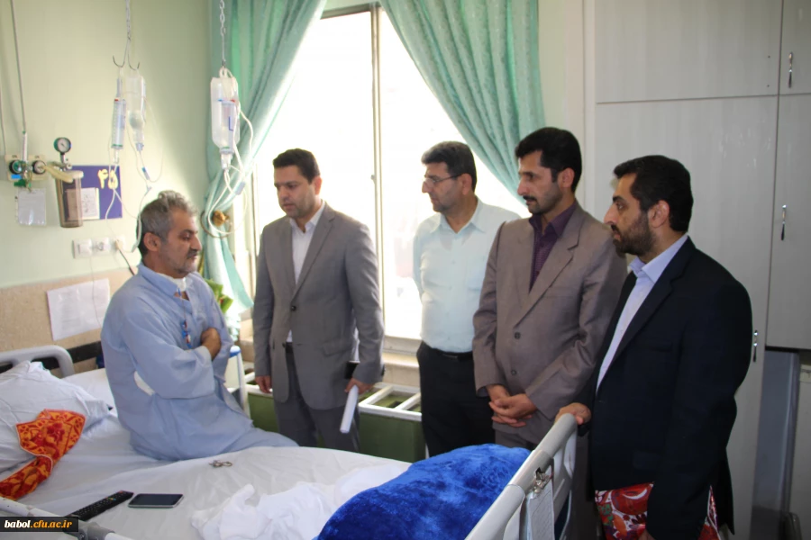 در آستانه عید غدیر صورت پذیرفت :
عیادت از  اقای خیراله زاده جانباز و آزاده مرکز بابل 2