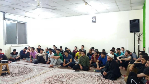 برگزاری سلسله جلسات کانون مهدویت با عنوان 
    ( انسان مدرن ، انسان منتظر )
 3