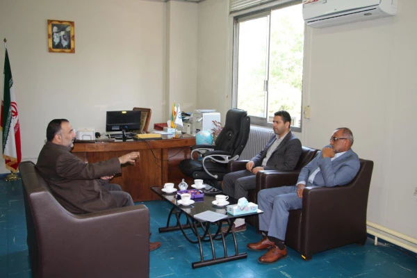 بسیج دانشجویی برگزار نمود:
همایش بزرگ خرمشهرهای امروز با حضور سردار کاکویی از یادگاران هشت سال دفاع مقدس 2