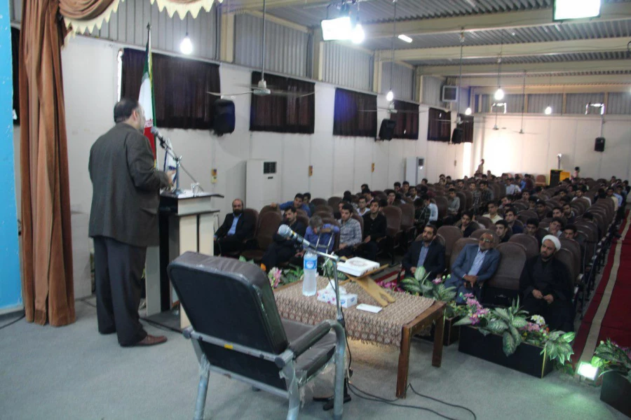 بسیج دانشجویی برگزار نمود:
همایش بزرگ خرمشهرهای امروز با حضور سردار کاکویی از یادگاران هشت سال دفاع مقدس 2