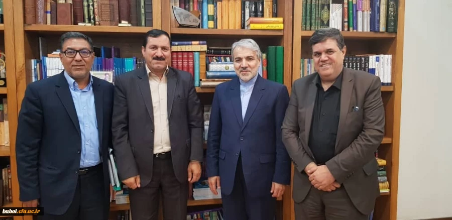 در دیدار رییس دانشگاه فرهنگیان با رئیس سازمان برنامه و بودجه کشور:
استقبال دکتر نوبخت از طرح ۱۰۰۳۱ رییس دانشگاه فرهنگیان 2