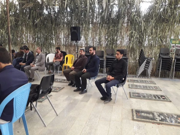 ادای احترام و غبار روبی مزار شهدا با حضور مسئولان و اساتید و دانشجو معلمان مرکز  7