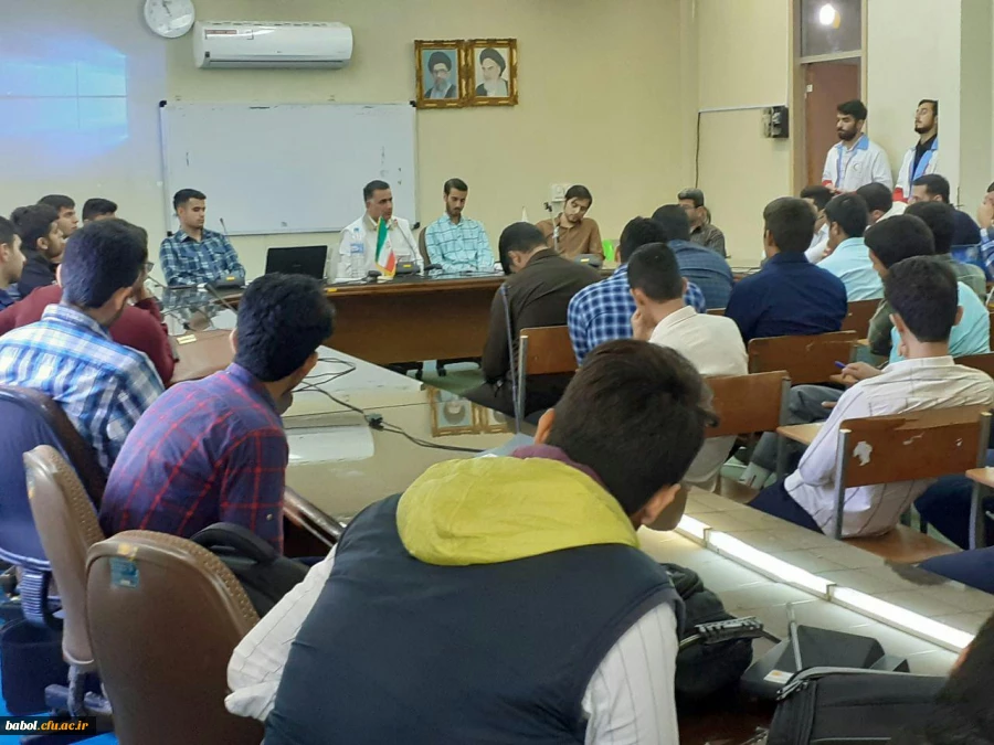 کانون هلال احمر مرکز برگزار نمود:
همایش دنیایی در انتظار صلح 2