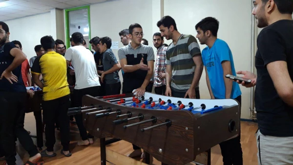 به مناسبت گرامیداشت هفته تربیت بدنی برگزار گردید:
انجام برنامه های متنوع ورزشی با حضور مسئولان و دانشجو معلمان 2