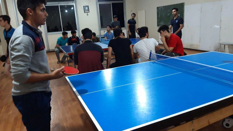 به مناسبت گرامیداشت هفته تربیت بدنی برگزار گردید:
انجام برنامه های متنوع ورزشی با حضور مسئولان و دانشجو معلمان 14