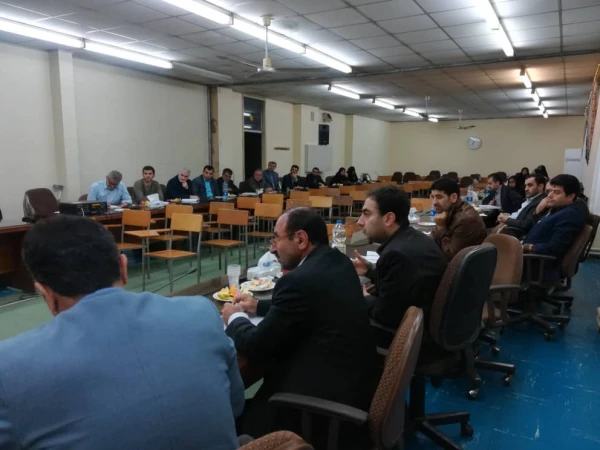 دوره بالندگی اخلاق کاربردی تعلیم و تربیت(گونه های معلمی)  11