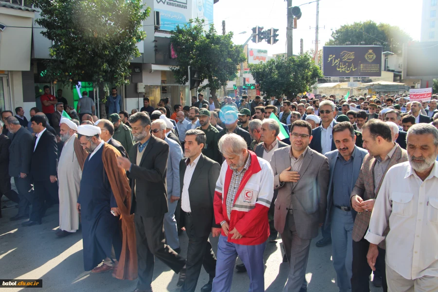 سیزدهم آبان، تو را خوب می شناسم . تاریخ میهنم در این روز تلا لویی خدایی دارد.
حضور پرشور مسئولان و دانشجو معلمان مر کز بابل در راهپیمایی یوم الله 13 آبان 2