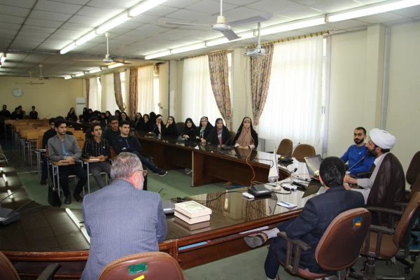 ویژه برنامه بیعت با امام عصر (عج) در سالن کنفرانس مرکز برگزار گردید 2