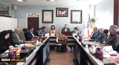 با حضور دکتر خنیفر برگزار شد:
تشریح دستاوردها و آسیب شناسی برنامه های راهپیمایی اربعین دانشگاه فرهنگیان