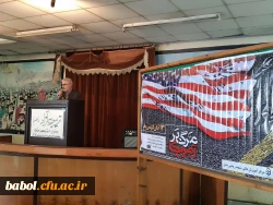 تریبون آزاد با عنوان استکبار ستیزی در سالن ساختمان آموزش برگزار گردید: 4