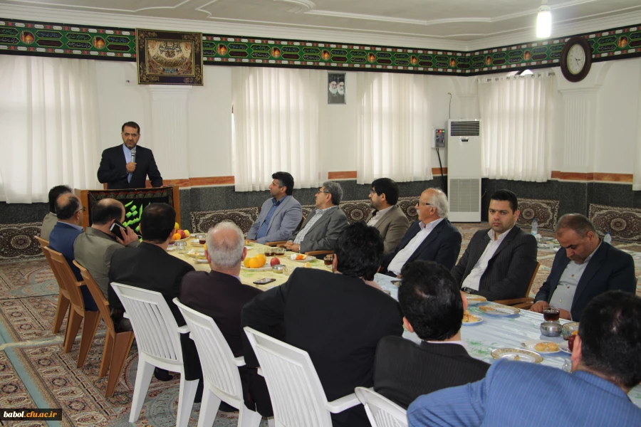 به دعوت دکتر جایمند رییس آموزش پرورش بابل و با حضور دکتر نجفی نماینده مردم شریف شهرستان بابل در مجلس شورای اسلامی صورت پذیرفت :
هم اندیشی و امکان سنجی استقرار پژوهش سرای دانش آموزی در نوشیروانکلای بابل 9