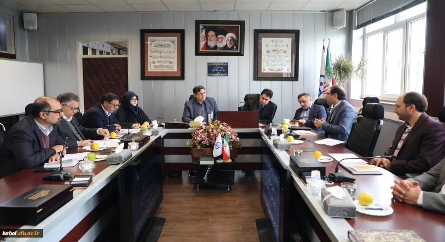 با حضور رییس دانشگاه برگزار شد:
نخستین جلسه شورای تخصصی روابط عمومی و رسانه دانشگاه فرهنگیان 2