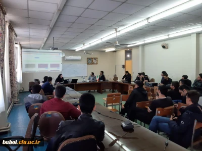  برگزاری کارگاه آشنایی با مفاهیم بورس به منظور ترویج فرهنگ کار جهادی و حمایت از تولید ملی 