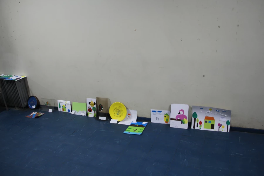  برگزار ی نمایشگاه آثار هنر های دستی دانشجویی در مرکز  14