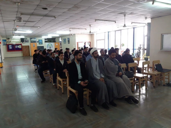 تریبون آزاد دانشجویی با موضوع: 
فتنه ی دیروز، تدبیر امروز 4