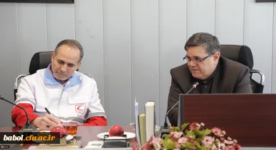 دکتر خنیفر در جلسه پیگیری تفاهم نامه دانشگاه فرهنگیان و جمعیت هلال احمر:
نیروهای جوان دانشگاه فرهنگیان می توانند سربازان خوبی برای هلال احمر باشند